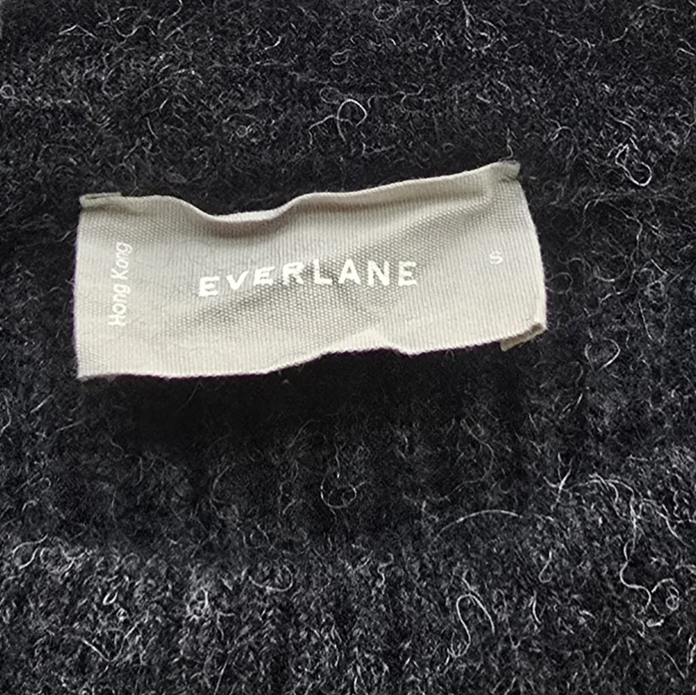 Everlane Charcoal Crew and Ivory Crew Sweaters ScandiMinimal Softgirl Light Wt - Picture 2 of 11